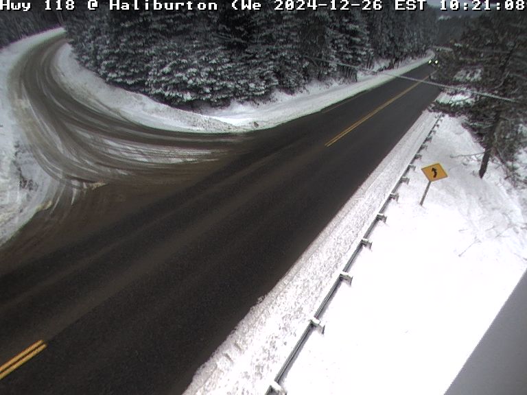 Live Traffic Camera of Highway 118 near Haliburton