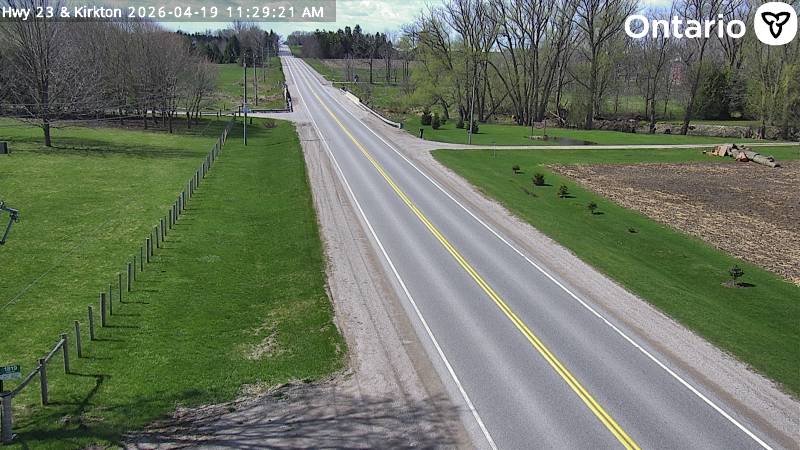 Highway 23 South of Perth Line 8 — Looking North