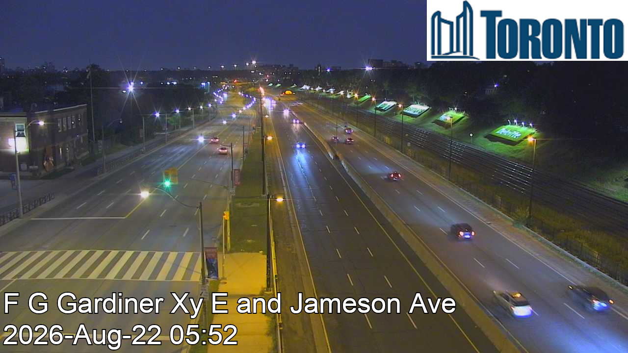 Traffic Cam Gardiner Expwy near Dowling Ave