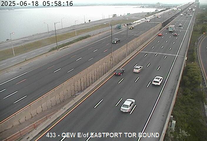 QEW East of Eastport Drive - Toronto Bound