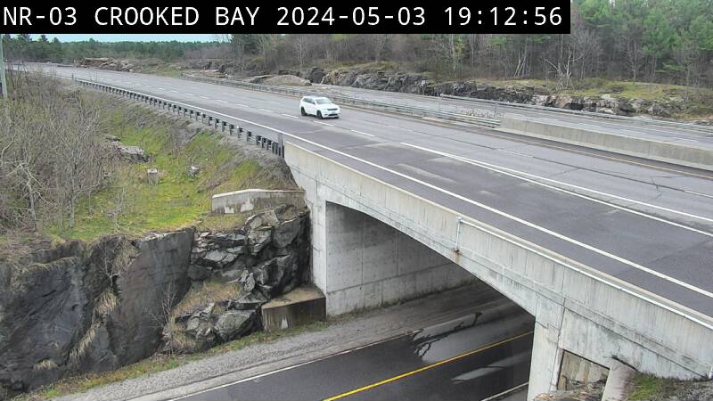 Traffic Camera of Highway 400 at Crooked Bay Road