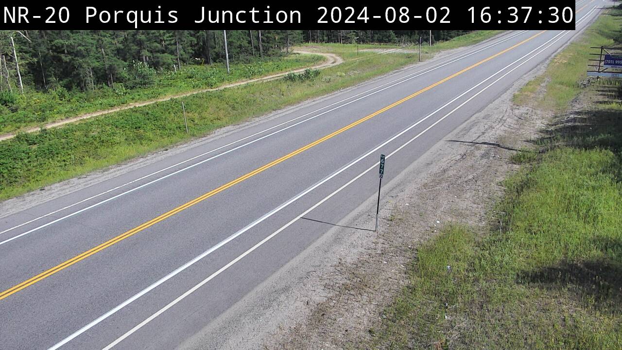 Traffic Cam Highway 11 near Jacobs Hill Rd  - South