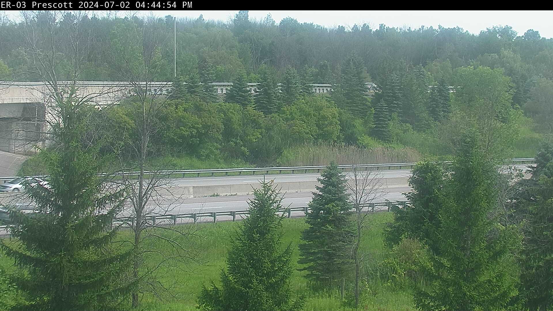 Traffic Cam Highway 401 at Highway 416 - South