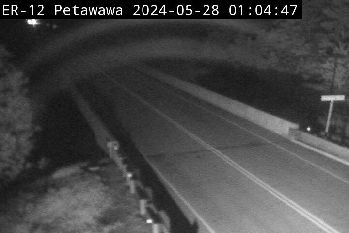 Traffic Cam Hwy 17 at Petawawa River Bridge - West