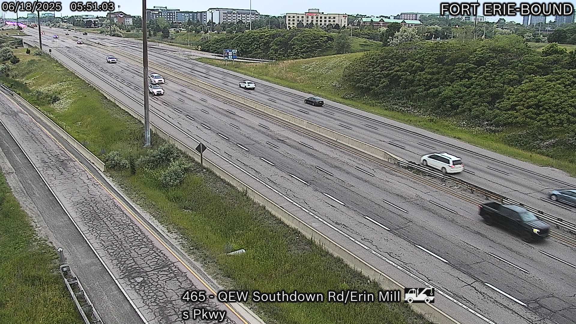 QEW near Southbound Road/Erin Mills Parkway