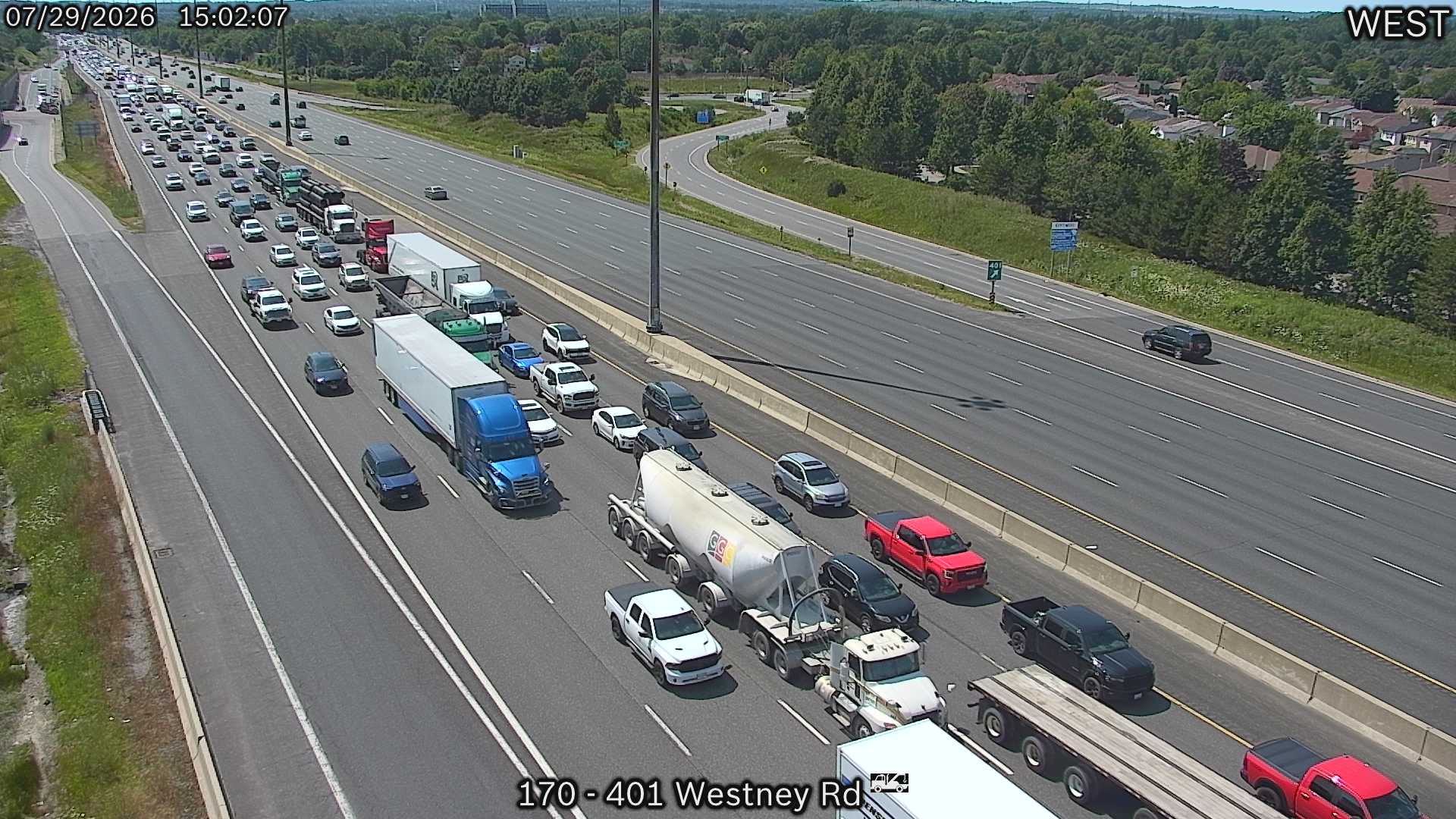 Highway 401 traffic camera at Highway 401 near Westney Road
