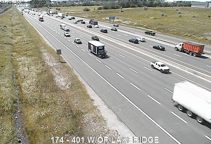 Highway 401 traffic camera at Highway 401 West of Lakeridge Road