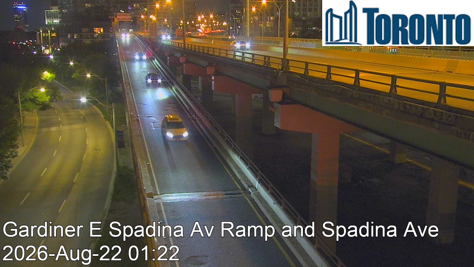Traffic Cam Gardiner Expwy near Spadina Ave
