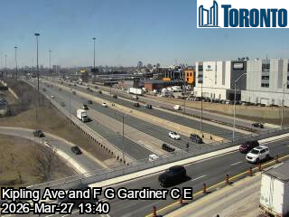 Traffic Cam Gardiner Expwy near Kipling Ave