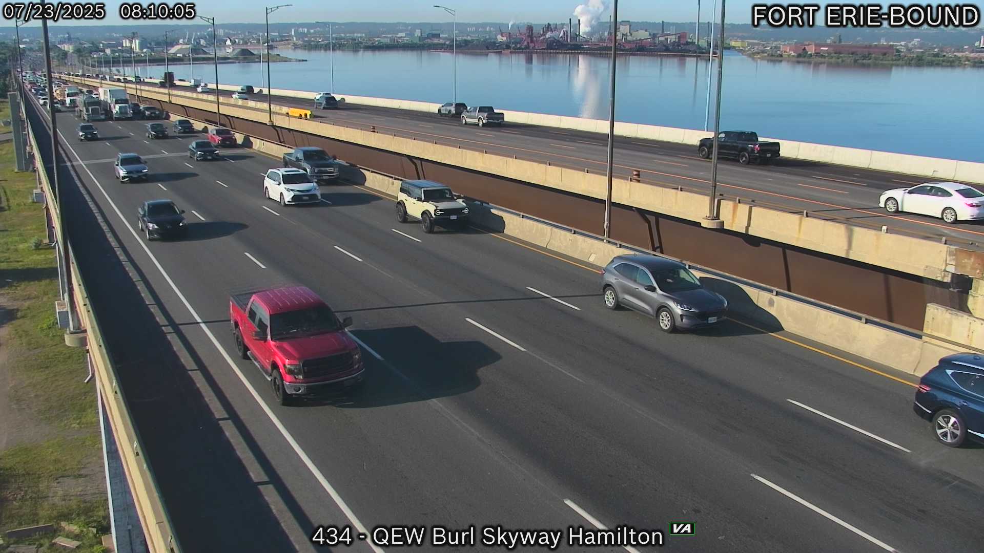 Traffic Cam QEW Burlington Skyway near lift bridge