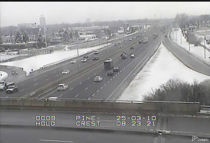 Traffic Cam Highway 417 near Pinecrest Road