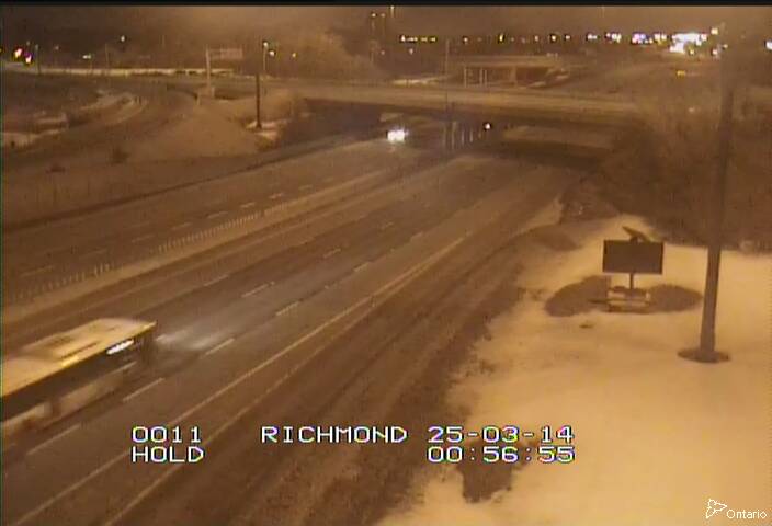 Traffic Cam South side of Highway 417 between Highway 416 and Richmond Road