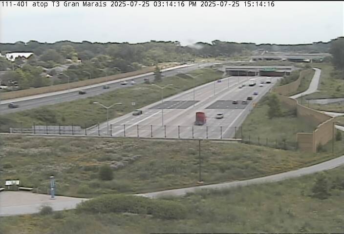 Traffic Cam 401 near Grand Marais Rd on top of Tunnel