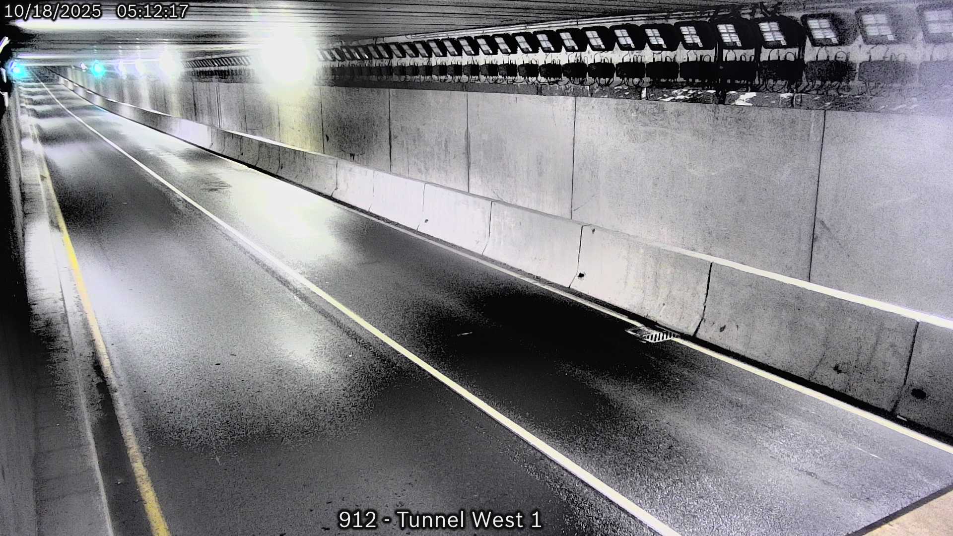 Traffic Camera of Westbound Thorold Tunnel near West of entrance 