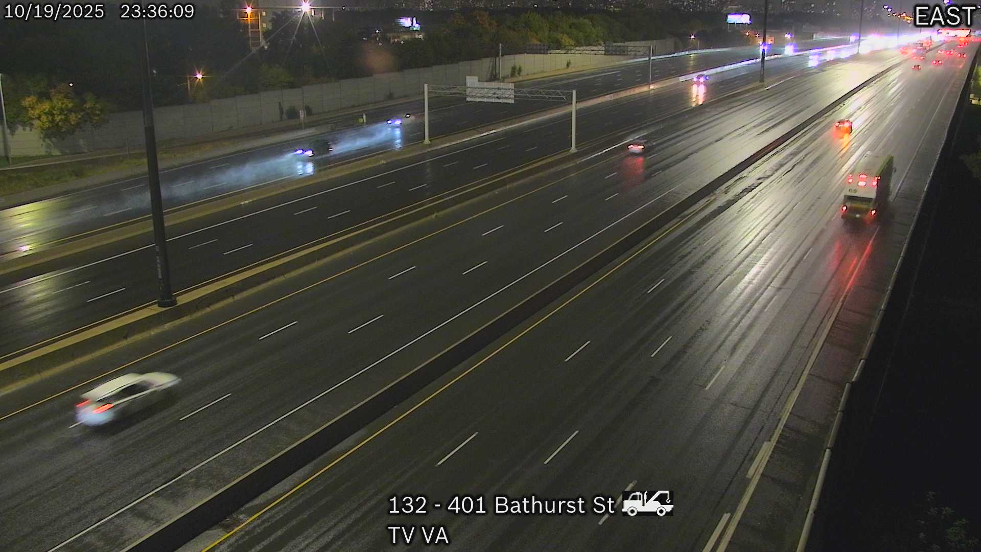 Webcam of South side of Highway 401 near Bathurst Street courtesy of the MTO