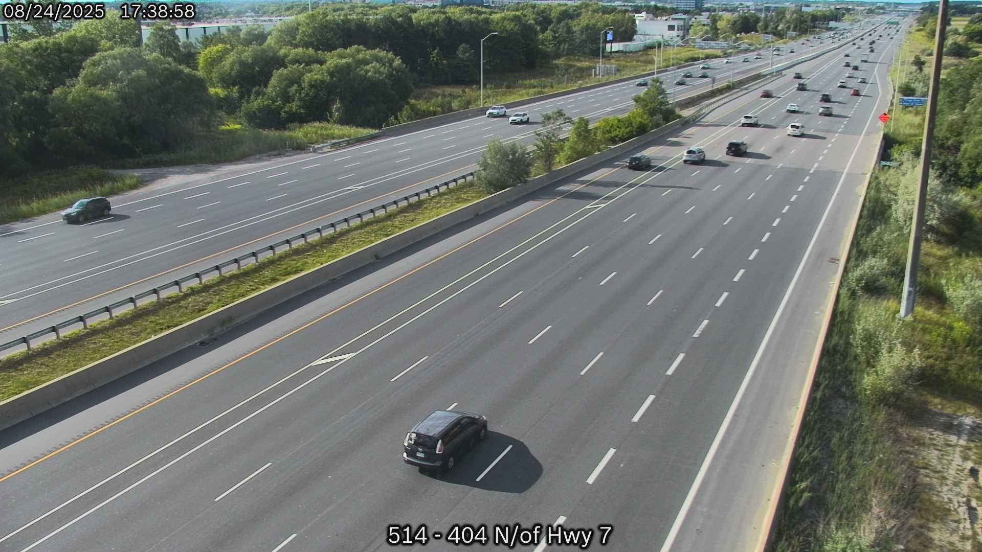 Traffic Cam Highway 404 North of Highway 7