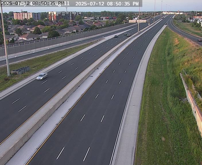 Traffic Cam 401 Near Dougall Parkway