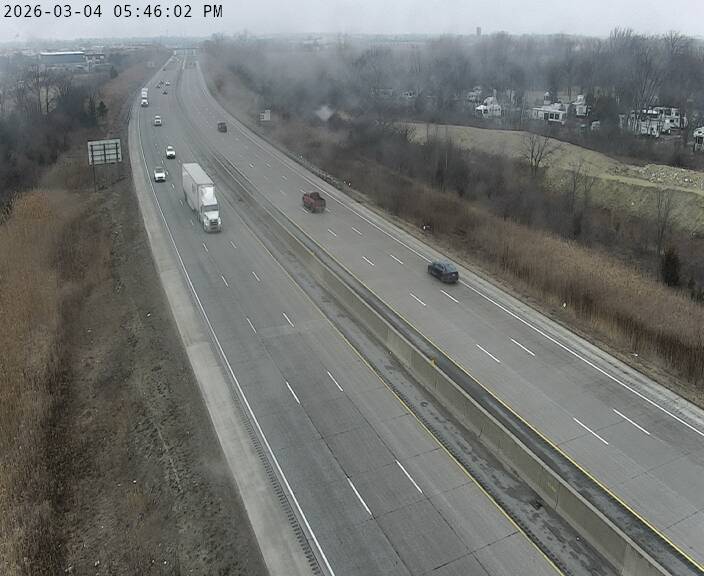 Traffic Cam 401 Near 9th Concession Road