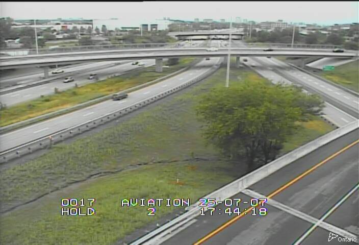 Traffic Cam HWY 417 NEAR AVIATION PKWY (CAMERA 2)