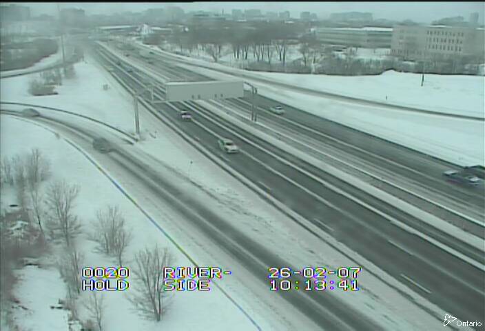 Traffic Cam HWY 417 NEAR VANIER PARKWAY