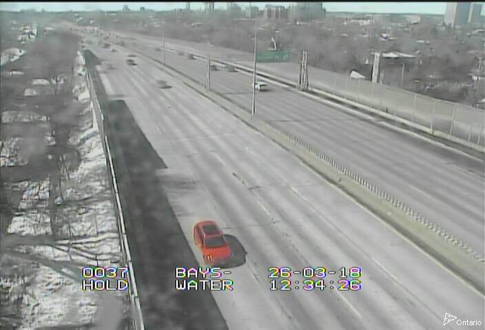 Traffic Cam HWY 417 NEAR BAYSWATER AVENUE