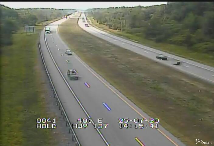 Live Traffic Camera of Highway 401 East of Highway 137