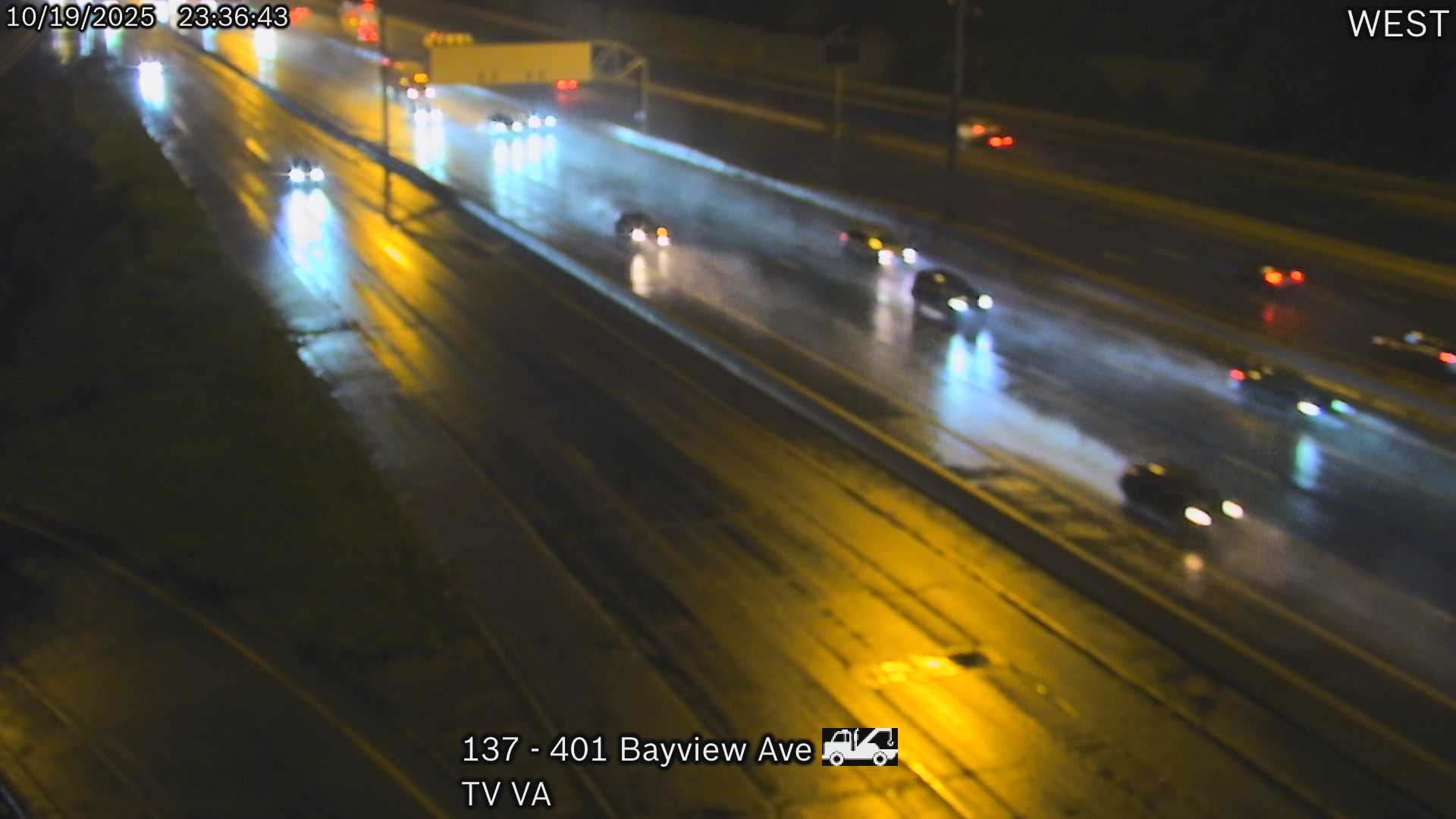 Webcam of South side of Highway 401 near Bayview Avenue courtesy of the MTO