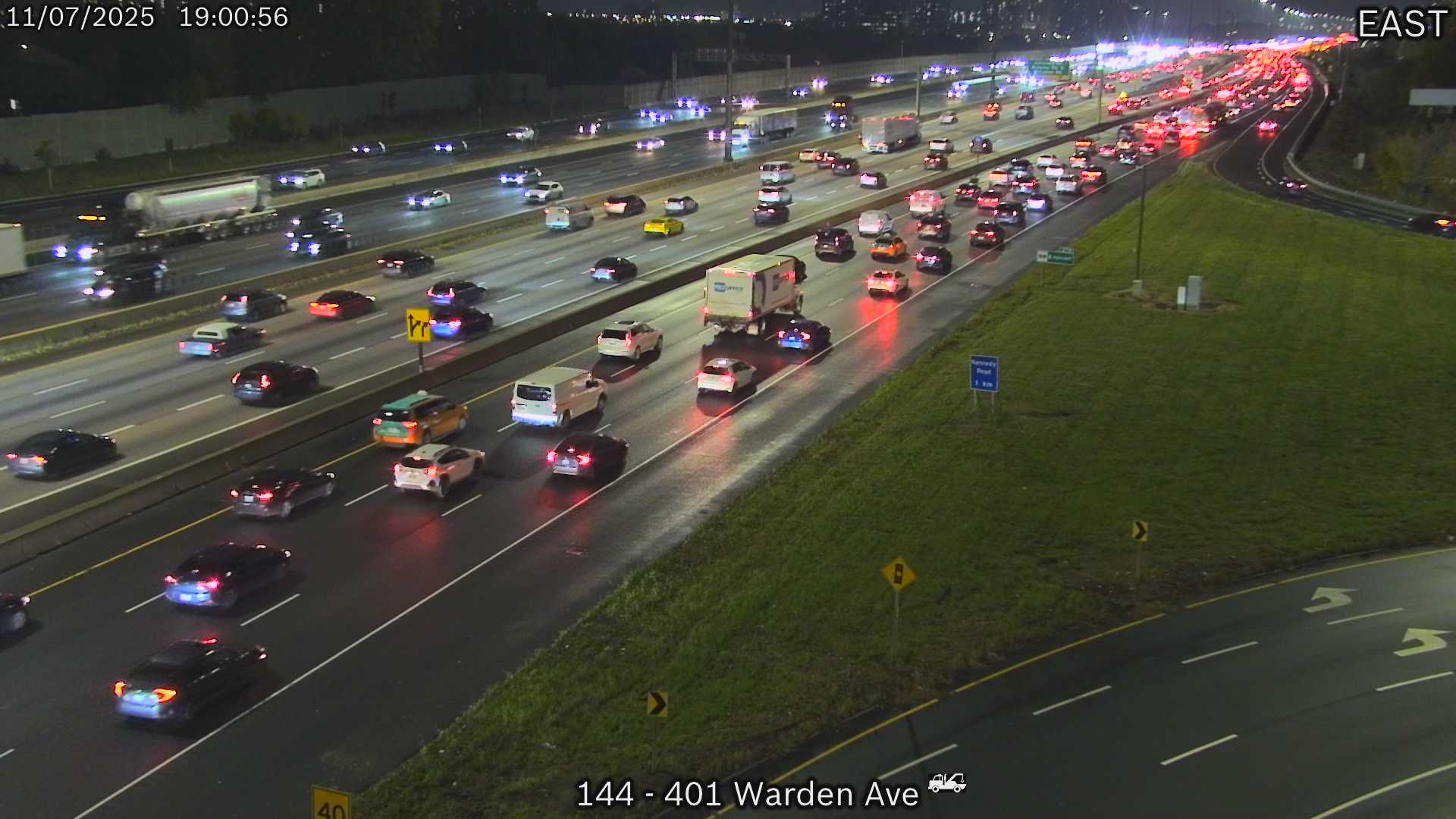 Webcam of South side of Highway 401 near Warden Ave courtesy of the MTO