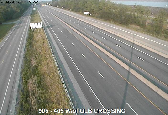 Traffic Camera 405 between Stanley Ave and Niagara River