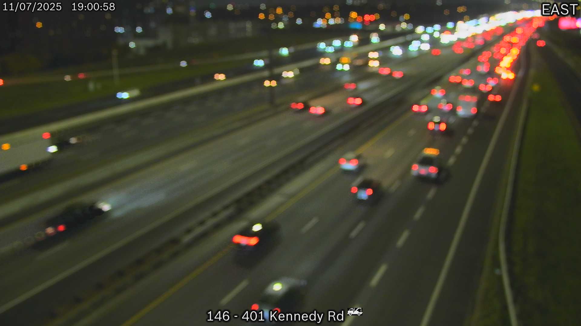 Webcam of South side of Highway 401 near Kennedy Rd courtesy of the MTO