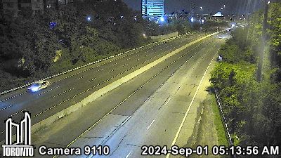 Traffic Cam Don Valley Parkway near St Dennis Dr