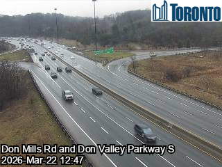 Traffic Cam Don Valley Parkway near Don Mills Rd